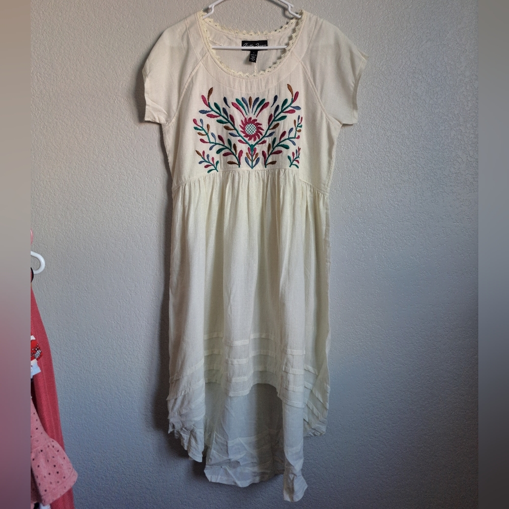 NWT Gretty Zueger Floral Embroidered High-Low Dress Size Large